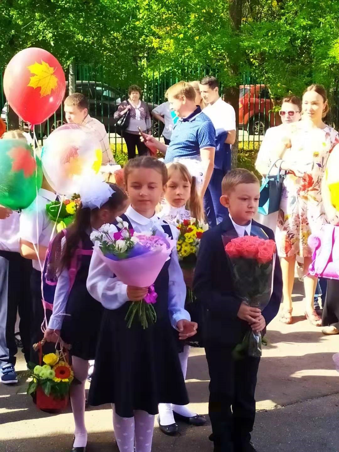 Первоклашкам